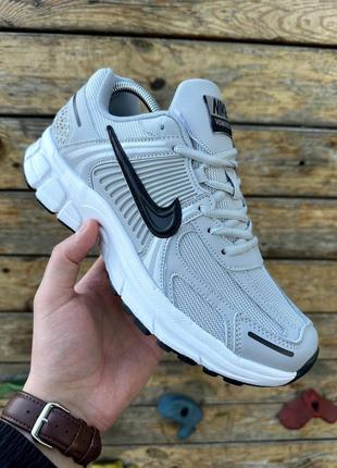 Кроссовки nike zoom vomero 5