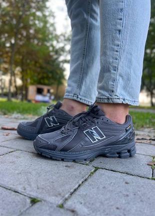 New balance 1906r