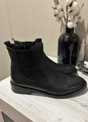 Шкіряні челсі