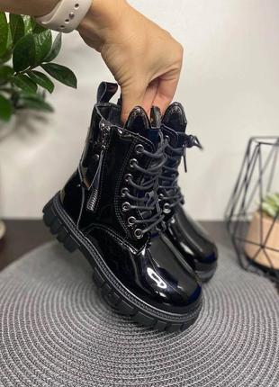 Лакированные ботинки для девочки