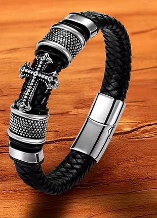 Стильный кожаный браслет с крестом крест из стали