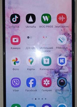 Смартфон Galaxy a30s та iphone 7