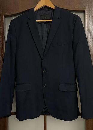Пиджак мужской. темно-синий, состояние идеальное. м.
