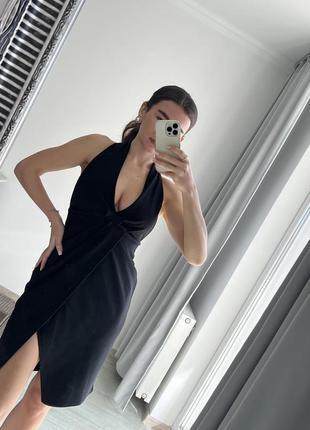 Ефектна сексуальна чорна сукня з відкритою спиною і розрізом zara