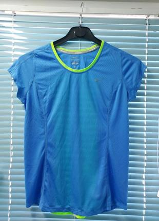 Женская футболка nike (dri-fit)