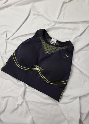 Спортивный топ gymshark2 фото