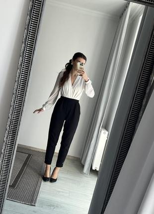 Чорні класичні штани зі стрілками zara