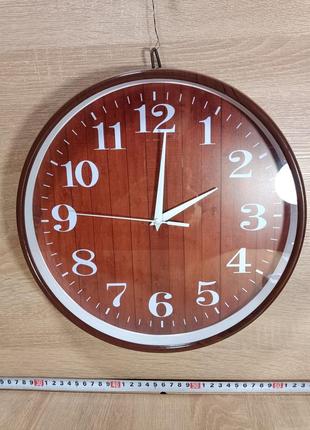 Годинники настінні круглі класичні