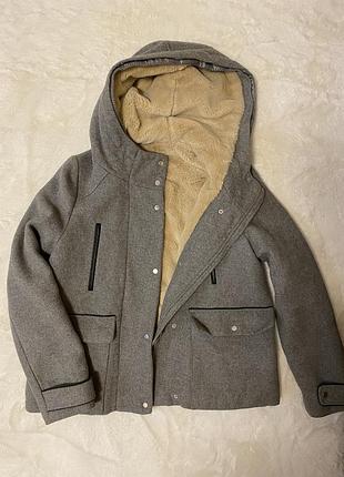 Куртка -пальто.