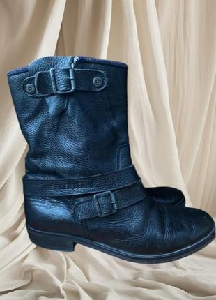 Tommy hilfiger кожаные сапоги козаки