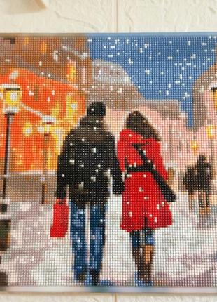 Картина резьбовая. новогодняя картина. влюбленная пара
