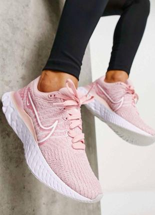 Женские кроссовки nike react infinity run 3 flyknit оригинал.