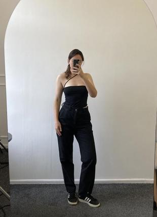 Идеальные прямые джинсы высокая посадка черного цвета mom’s