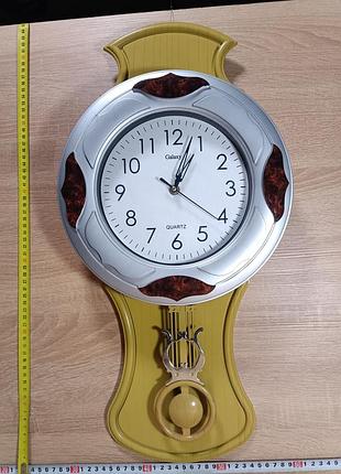 Годинники настінні фігурні класичні