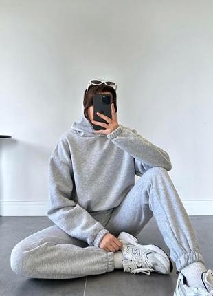 Спортивный костюм 🩶