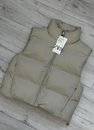 Новый жилет zara. размер с.