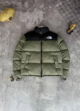 Теплый пуховик от The North Face
