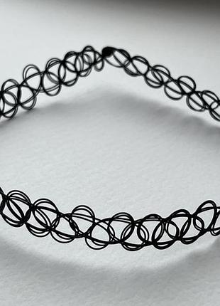 Чорний чокер на шию