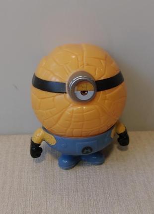 Игрушка макдональдс миньйон mega jerry