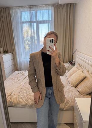 Жакет песочного цвета от zara