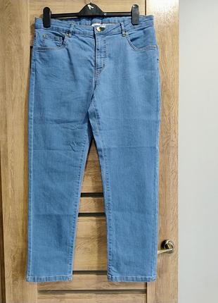 Стрейчеаі джинси ney york