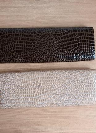 Сумка клатч лакированная экокожа фактура рептилия бежевая коричневая