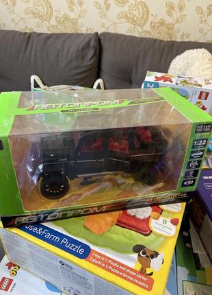 Машинка металлическая детская mercedes-benz гелик с багажником автопром черн