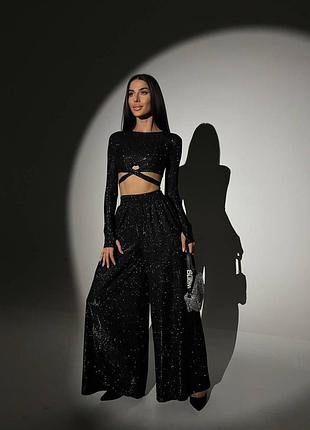 Костюм с люрексовым напылением