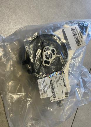 94543722 25888335 gm опора двигуна передня chevrolet captiva 2.2 акпп