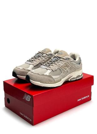 Мужские кроссовки new balance 2002r gore-tex beige brown 44