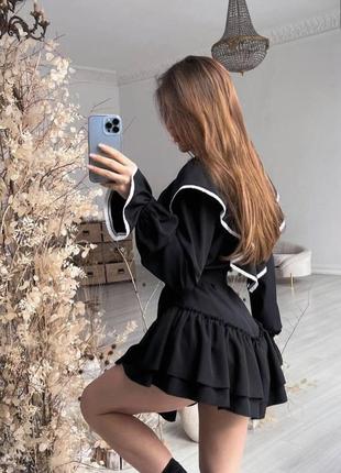 Черное мини платье с поясом
