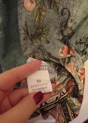 Стильное платье в цветочки 5