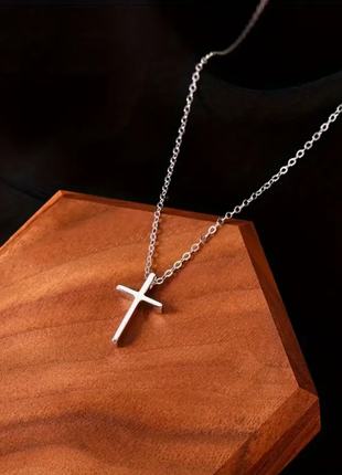 Ланцюжок із хрестиком