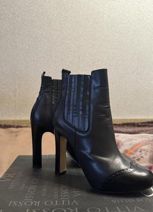 Кожаные ботильоны twin set