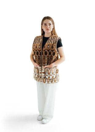 Безрукавка з кишенями “етно” коричнева 567/1