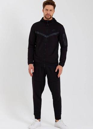 Nike tech fleece спортивный костюм