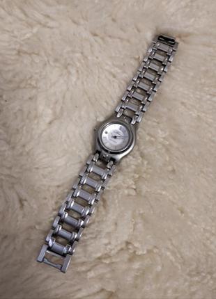 Якісний годинник на руку nixon