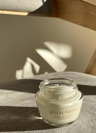 Анивіковий крем для очей