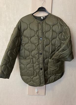 Стьобана куртка mango. хакі s-m