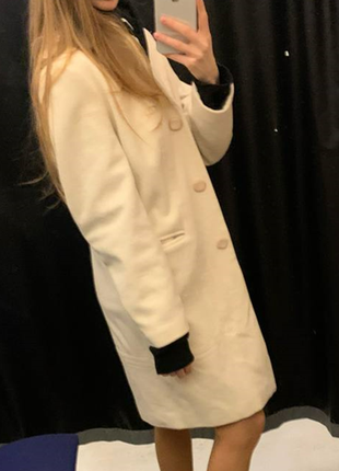 Шерстое пальто sample украинского бренда