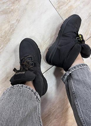 Кльові утепленні напівчеревики/ дутики skechers /сша/