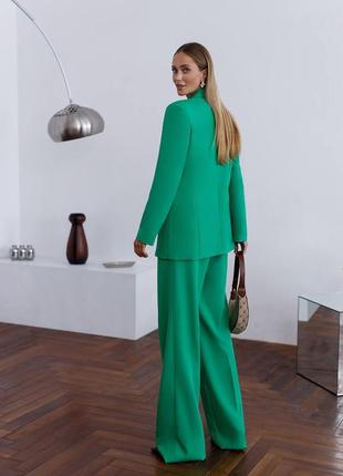 Костюм тройка