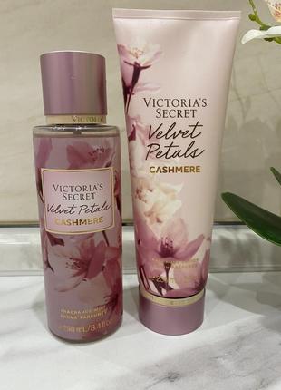 Набір парфумованих лосьона та спрей для тіла velvet petals cashmere від victoria’s secret
