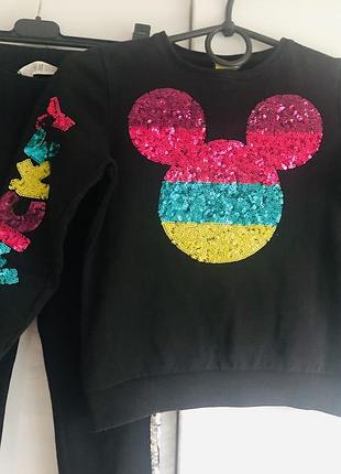 Светр disney 8-9 років 4