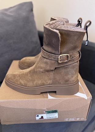 Зимние сапоги zara