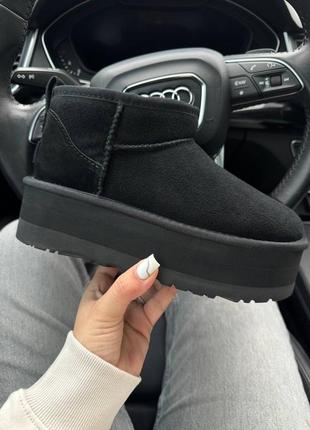 Жіночі угги в чорному кольорі ugg platform