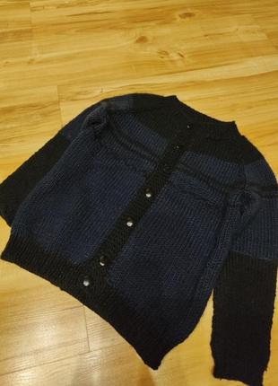 Кофтинка на гудзиках