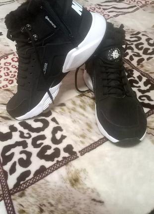 Зимові кросівки nike