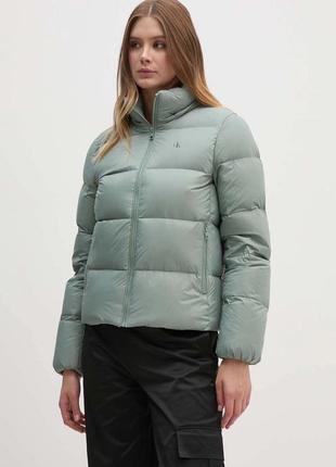 Женская куртка пуховик sweatshirt calvin klein, оригинал! цена указана с пониженкой!