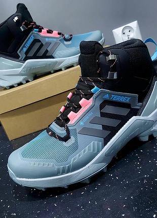 Женские кроссовки ботинки adidas terrex swift r3 mid gore-tex